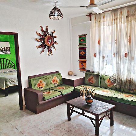 Hotel Amueblados Gaby Zihuatanejo Bagian luar foto