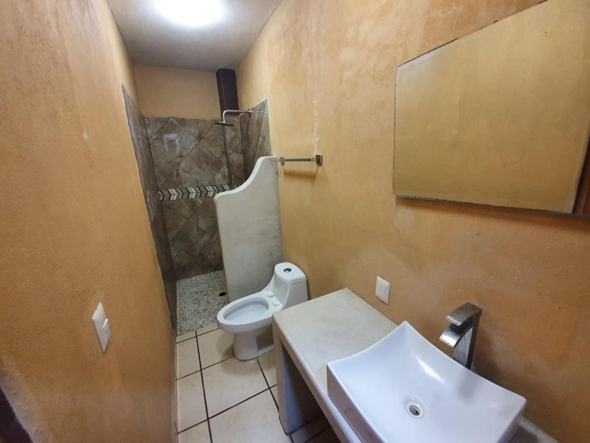 Hotel Amueblados Gaby Zihuatanejo Bagian luar foto