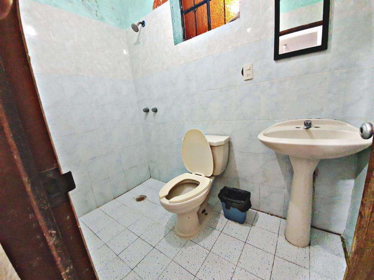 Hotel Amueblados Gaby Zihuatanejo Bagian luar foto